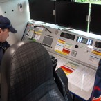 Im hinteren Bereich des Fahrzeuges befinden sich zwei weitere Funk-Arbeitsplätze