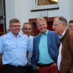 Ministerpräsident Stephan Weil mit Bürgermeister Dr. Gans, Stadtbrandmeister Klaus-Dieter Schröder und Ortsbrandmeister Bernd Wiedemann (v.r.n.l.)