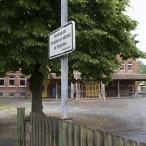 Blick auf den kleinen Schulhof hinter dem Schulgebäude in der Stützerstraße  -- Foto: K.H.Bleß