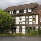Das ehemalige Hotel Zoll in Barbis soll in Kürze abgerissen werden.  --  Foto: Bleß