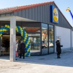 Der neue Eingang des Einkaufsmarktes