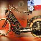 So begann das mit den Motorrädern: Eigentlich ist es ein Fahrrad mit Hilfsmotor