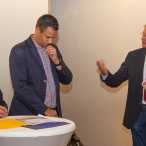 Thomas Gans engagiert (r.) für das Vitamar in Richtung Geschäftsführer Stefffen Ahrenhold und Kornelia Stitz   ---   --- Fotos: K.H.Bleß