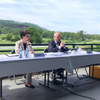 Geschäftsführerin Carola Schmidt mit dem Vorsitzenden des HTV, Landrat Thomas Brych (LK Goslar)