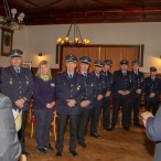 Pistorius spricht zu den Feuerwehrleuten.   -----   Fotos: K.H.Bleß
