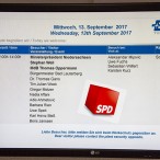 Begrüßungsbildschirm im Eingangsbereich