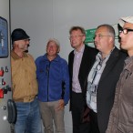 Im Inneren einer Windmühle - jederzeit ist die gegenwärtige Leistung ablesbar.