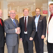 Gruppenbild vor Rudophi, vlnr: Holger Thiesmeyer, Ägidius Kröger, Dr. Thomas Gans, Carsten Kröger, Ingo Fiedler